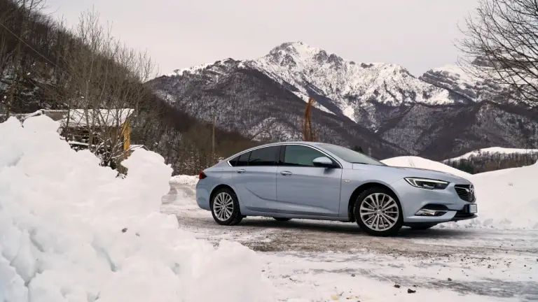 Opel Insignia Grand Sport - prova su strada 2018 - 10