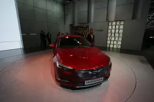 Opel Insignia Grand Sport - Salone di Ginevra 2017