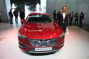 Opel Insignia Grand Sport - Salone di Ginevra 2017