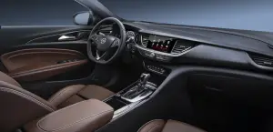 Opel Insignia Grand Sport - 11