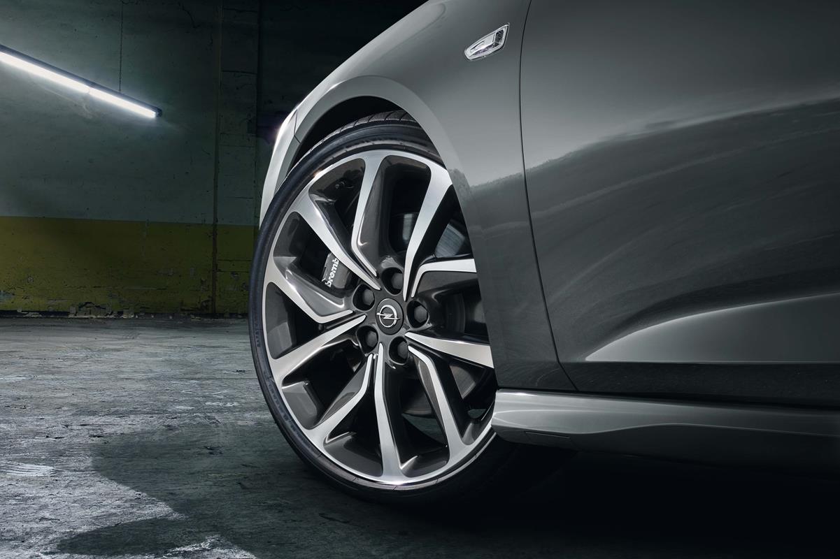 Opel Insignia GSi al Nurburgring