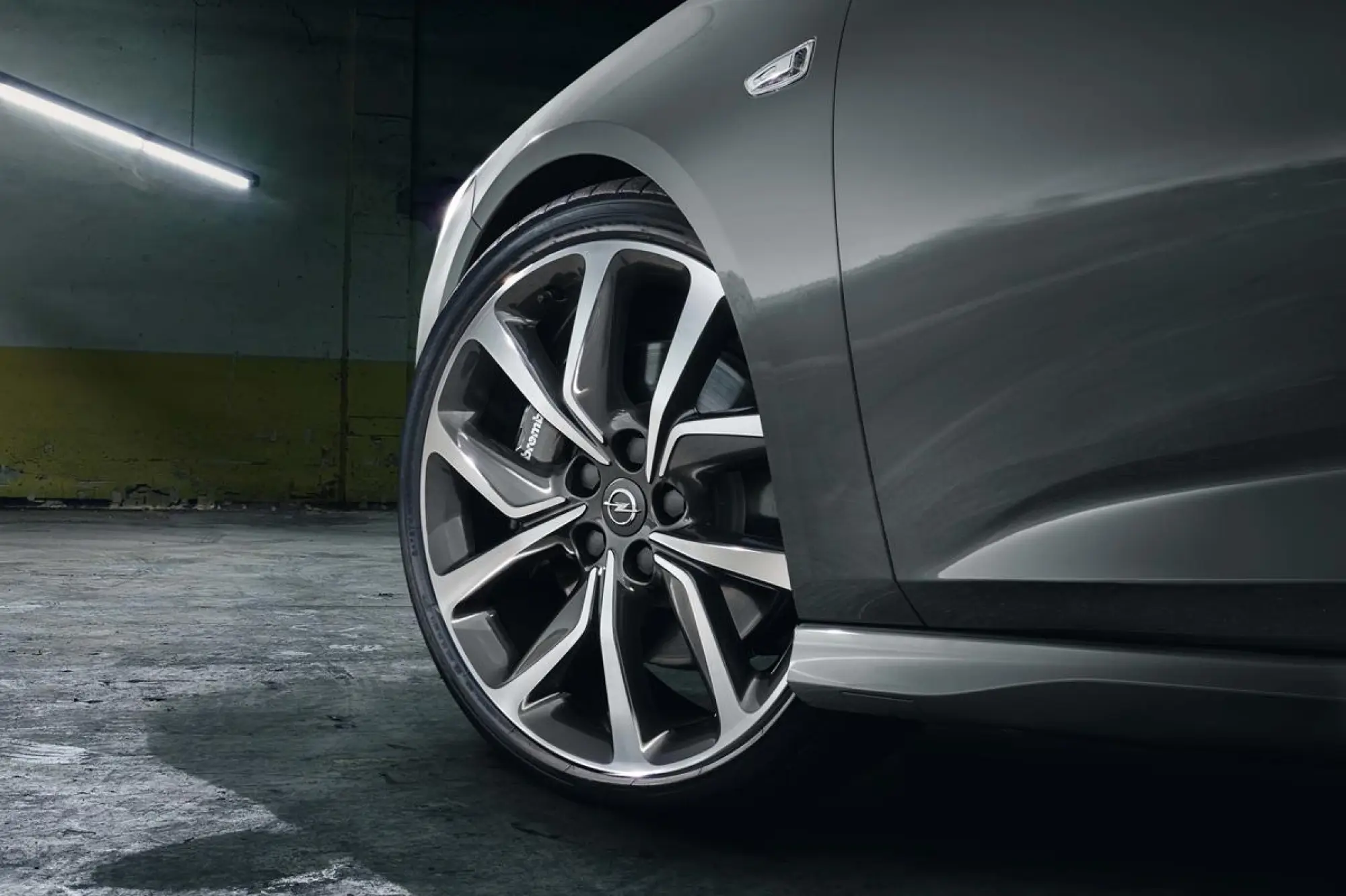 Opel Insignia GSi al Nurburgring - 1