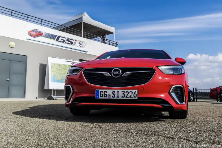 Opel Insignia GSi - Anteprima Test Drive - 2