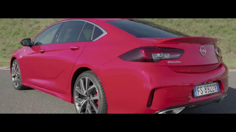 Opel Insignia GSi - Foto interni - 10