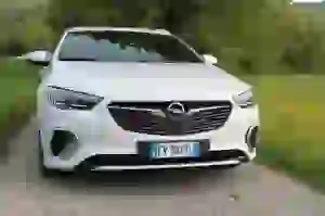 Opel Insignia GSi - Prova su strada