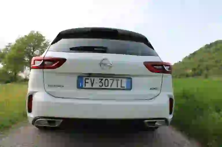 Opel Insignia GSi - Prova su strada - 25