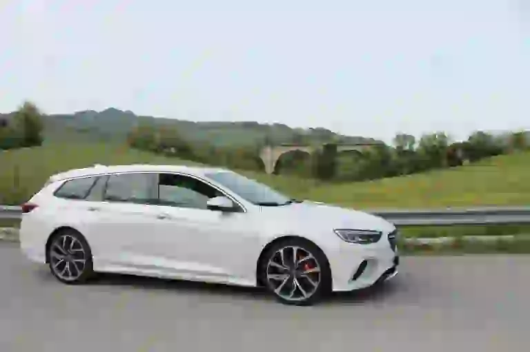 Opel Insignia GSi - Prova su strada - 2