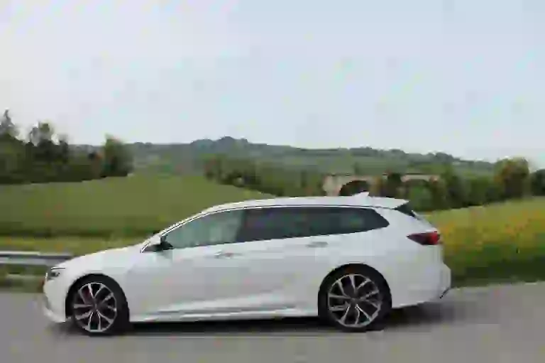 Opel Insignia GSi - Prova su strada - 11