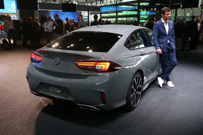 Opel Insignia GSI - Salone di Francoforte 2017 - 7