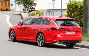 Opel Insignia GSi Sports Tourer - Foto spia 28-07-2017 - 10