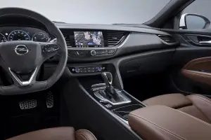 Opel Insignia - Infotainment