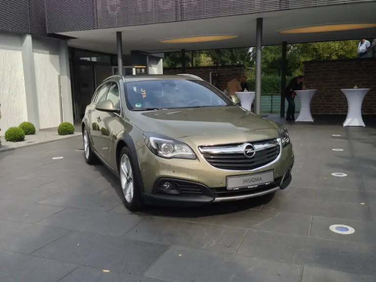 Opel Insignia MY 2013 - Primo contatto - 3