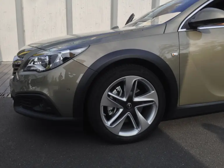 Opel Insignia MY 2013 - Primo contatto - 6