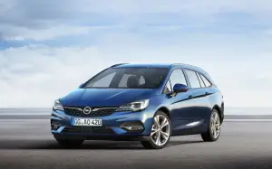 Opel Insignia Sports Tourer e Opel Astra Sports Tourer