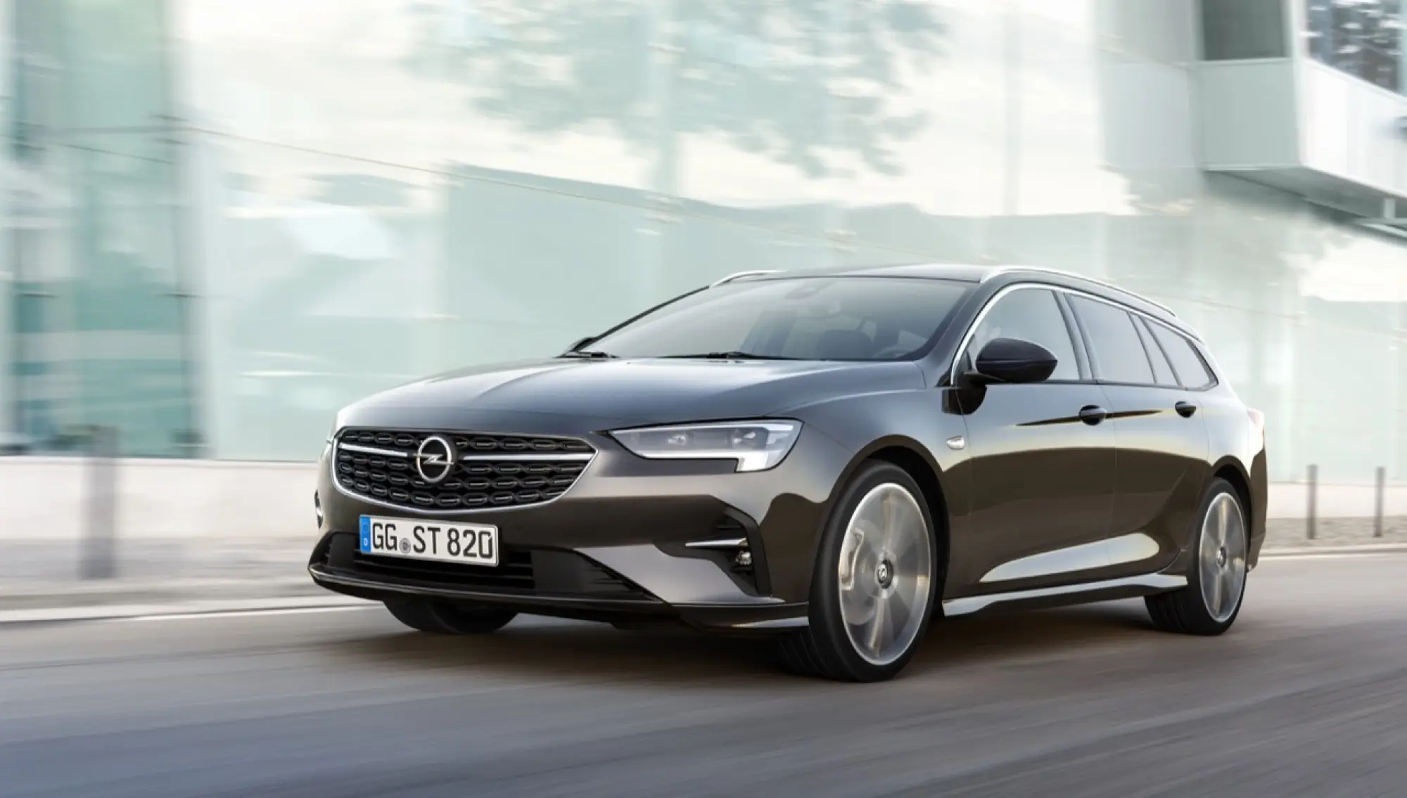 Opel Insignia Sports Tourer e Opel Astra Sports Tourer - 43