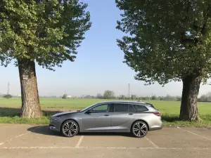 Opel Insignia Sports Tourer: prova su strada - 12