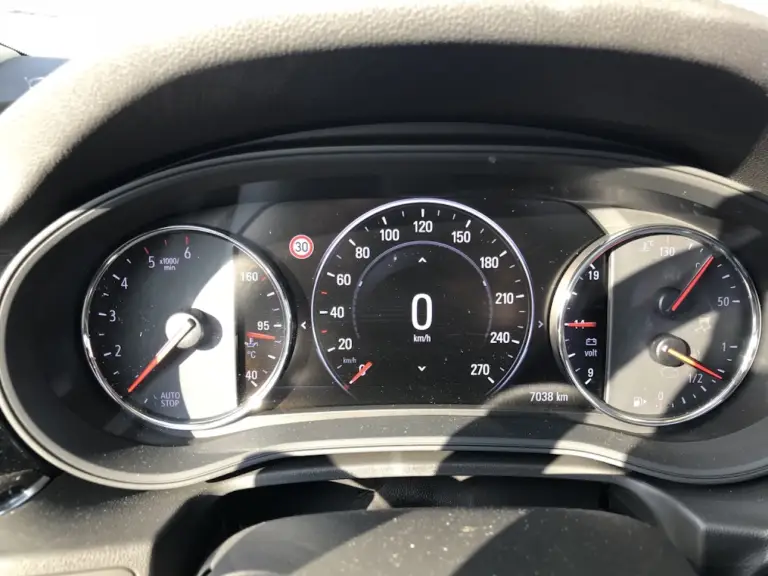 Opel Insignia Sports Tourer: prova su strada - 19