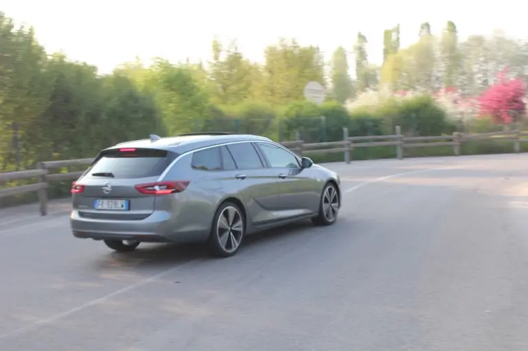 Opel Insignia Sports Tourer: prova su strada - 35