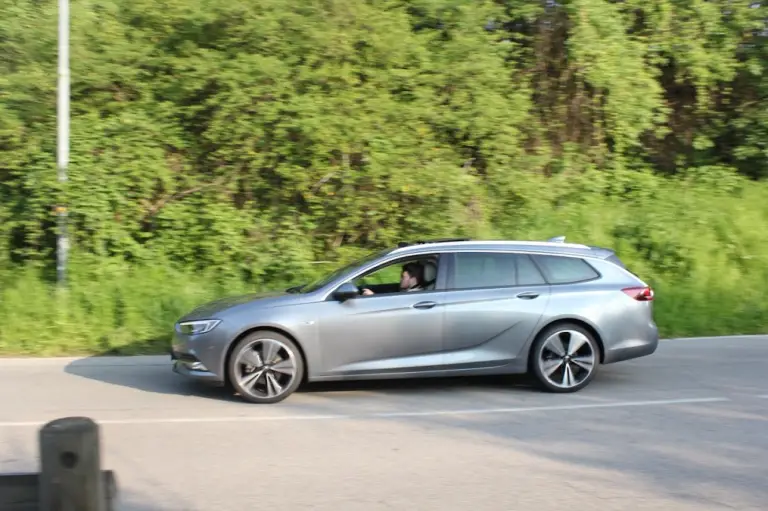 Opel Insignia Sports Tourer: prova su strada - 36