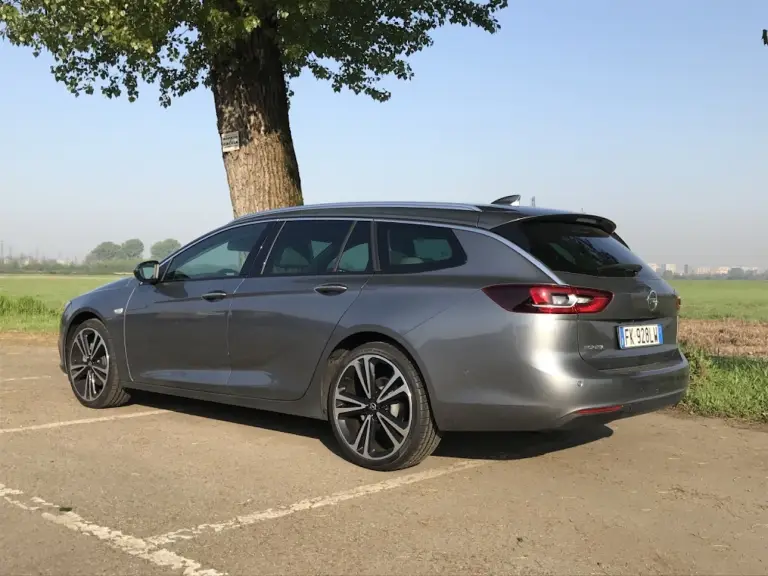 Opel Insignia Sports Tourer: prova su strada - 38