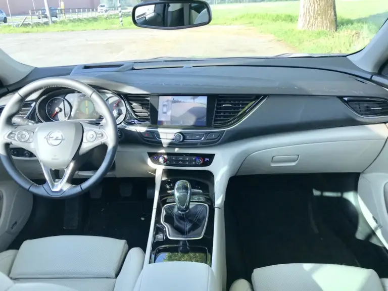 Opel Insignia Sports Tourer: prova su strada - 67