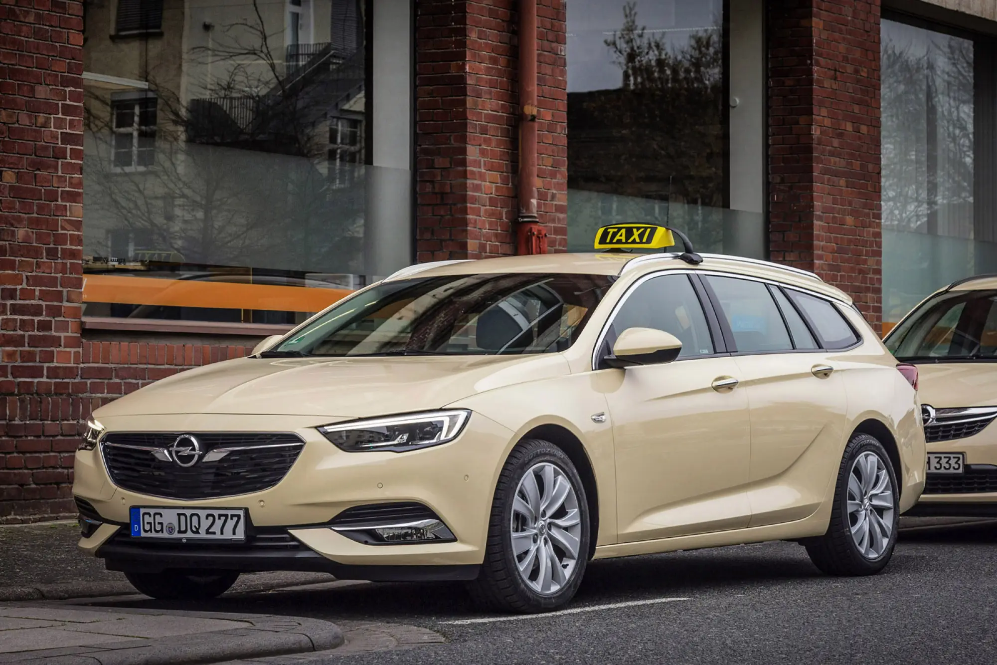 Opel Insignia - Taxi - 3