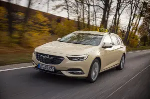 Opel Insignia - Taxi