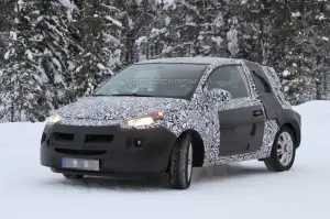Opel Junior - Foto spia 19-01-2012