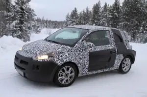Opel Junior - Foto spia 19-01-2012