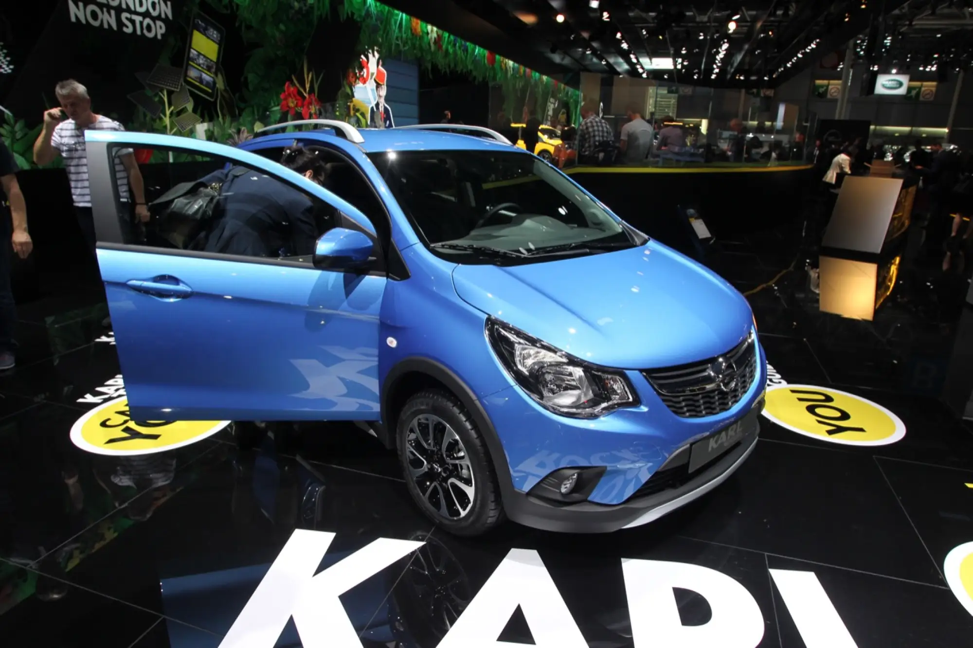 Opel Karl Rocks - Salone di Parigi 2016 - 1