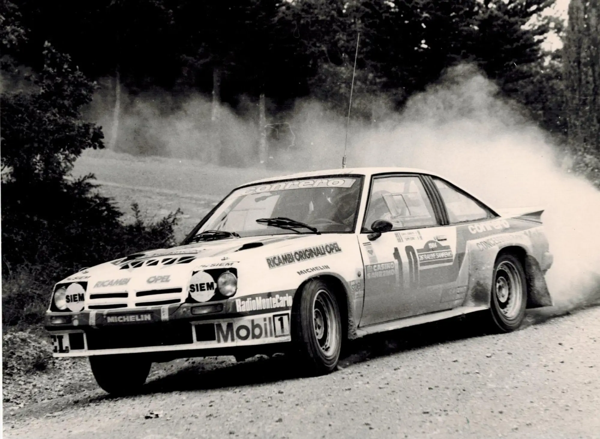 Opel Manta anniversario 50 anni - 12