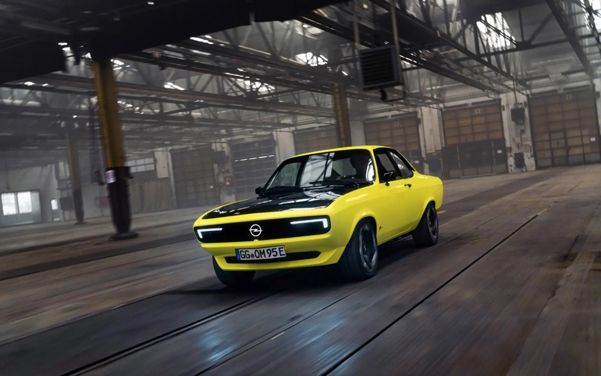 Opel Manta elettrica - Foto ufficiali - 8