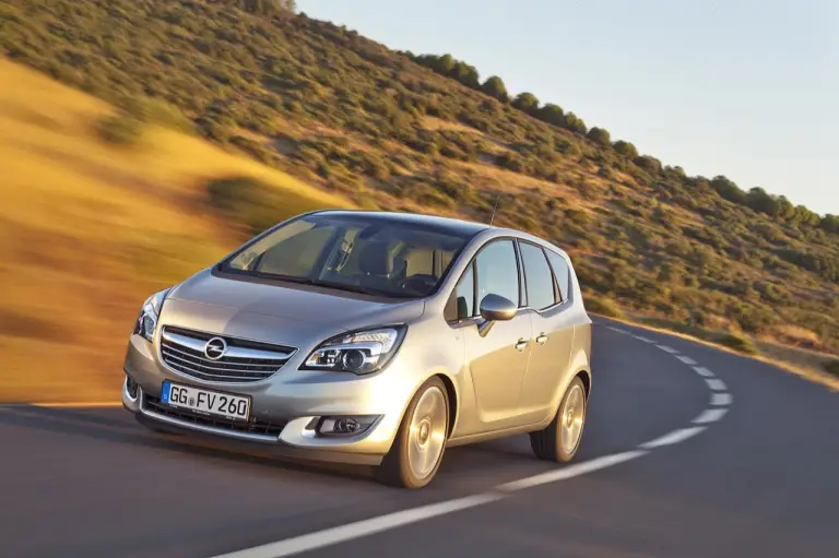 Opel Meriva MY 2014 - Foto ufficiali - 8