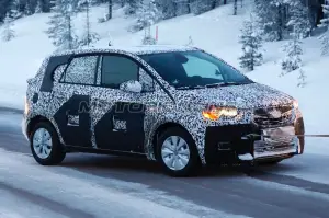 Opel Meriva MY 2017 - Foto spia 08-02-2016 - 4