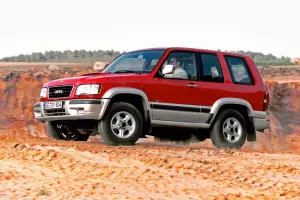 Opel Monterey