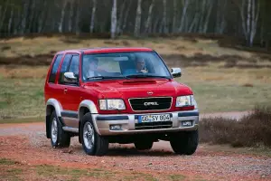 Opel Monterey