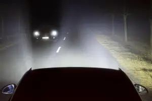 Opel - nuova tecnologia adaptive headlights