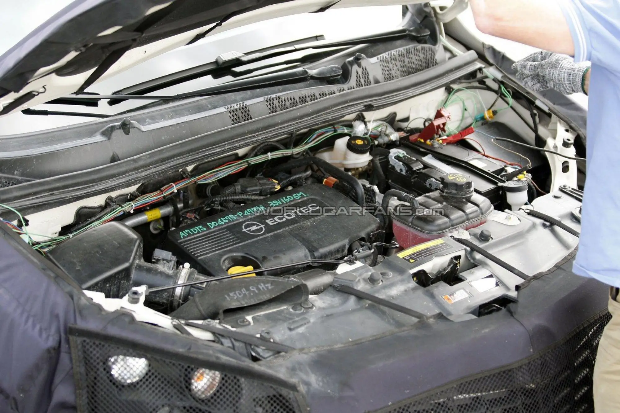 Opel SUV foto spia - 8