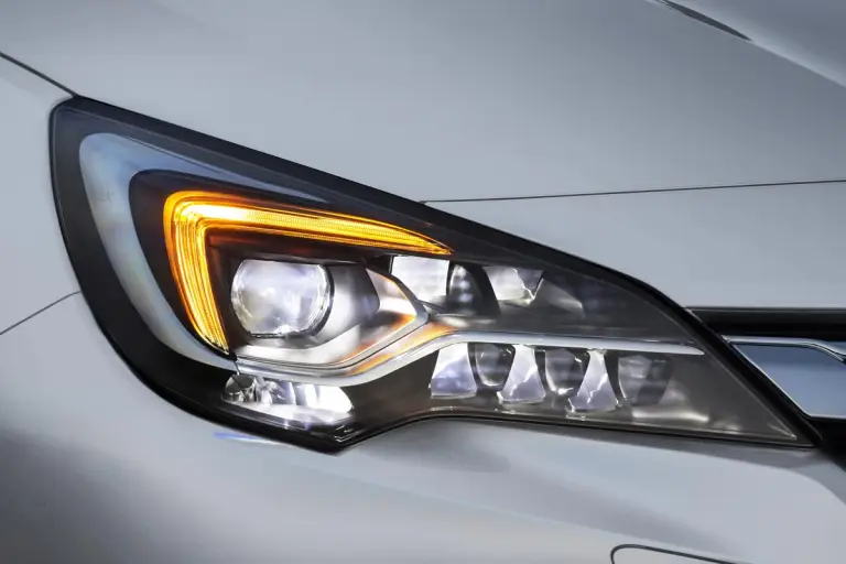 Opel - Tecnologie di illuminazione - 13