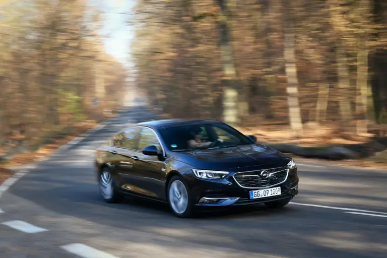 Opel - Tecnologie di illuminazione - 19