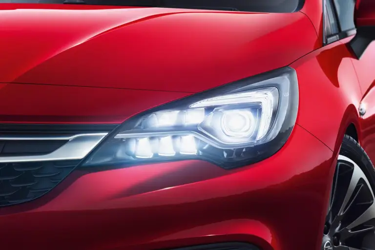 Opel - Tecnologie di illuminazione - 5