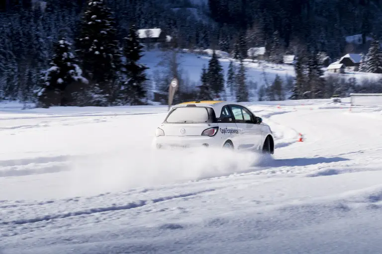 Opel - Trazione integrale - 6