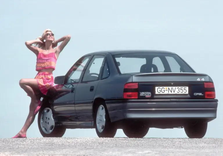 Opel Vectra 2.0i 4x4 - foto - 2