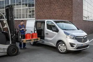 Opel Vivaro compie 20 anni