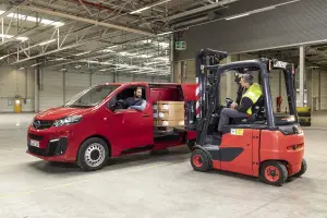 Opel Vivaro compie 20 anni