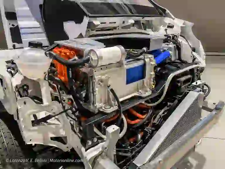 Opel Vivaro-e Hydrogen - La tecnologia dellidrogeno - 5