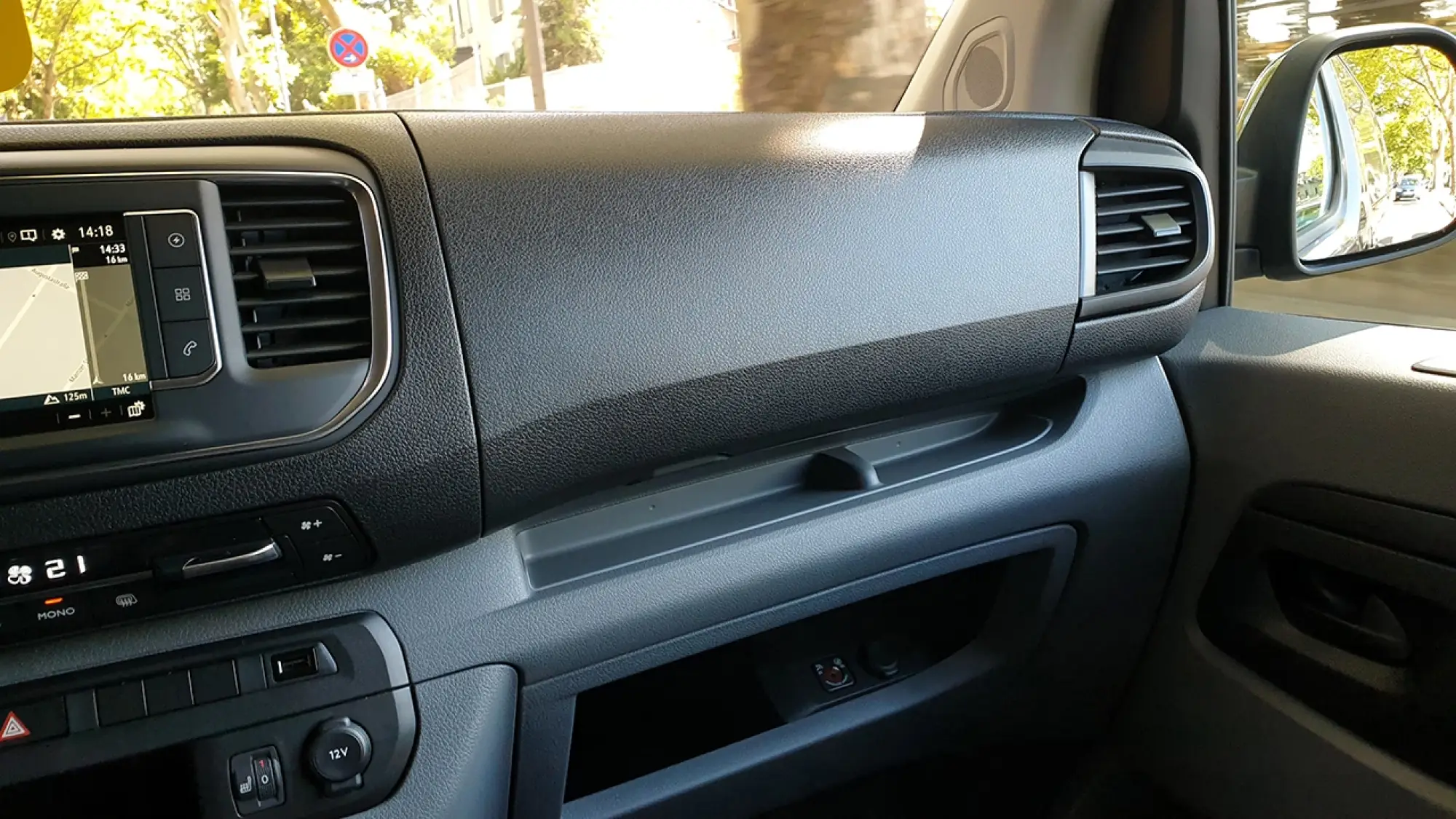 Opel Vivaro-e / Zafira-e Life 2020 - 25