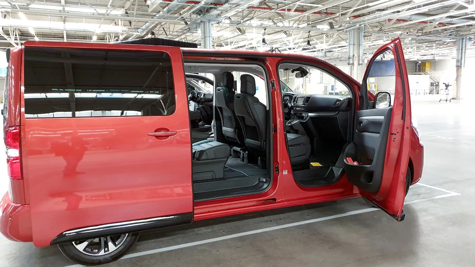 Opel Vivaro-e / Zafira-e Life 2020 - 33
