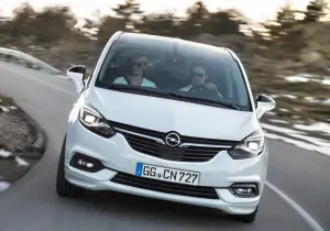 Opel Zafira Facelift 2016