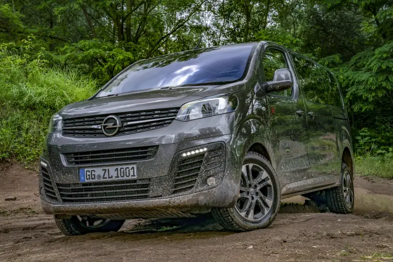 Opel Zafira Life 2019 - Prova su strada - 34